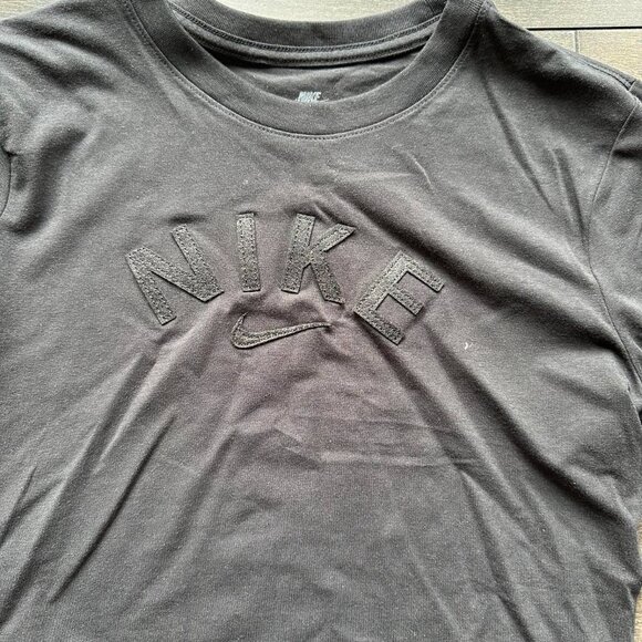 Nike Cropped Long Sleeve Top - Picture 3 of 3